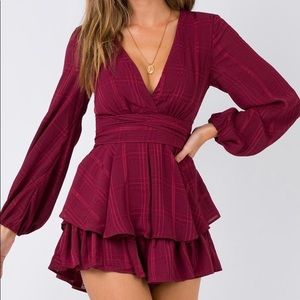 NWOT PRINCESS POLLY String of Stars Playsuit Wine